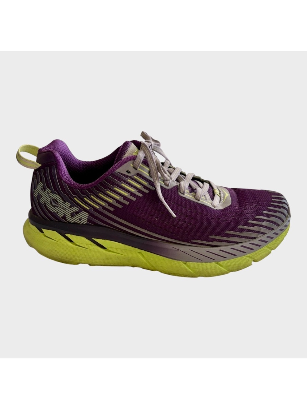 Hoka One One Time To Fly Running Shoe Women’s Size 9.5 Purple